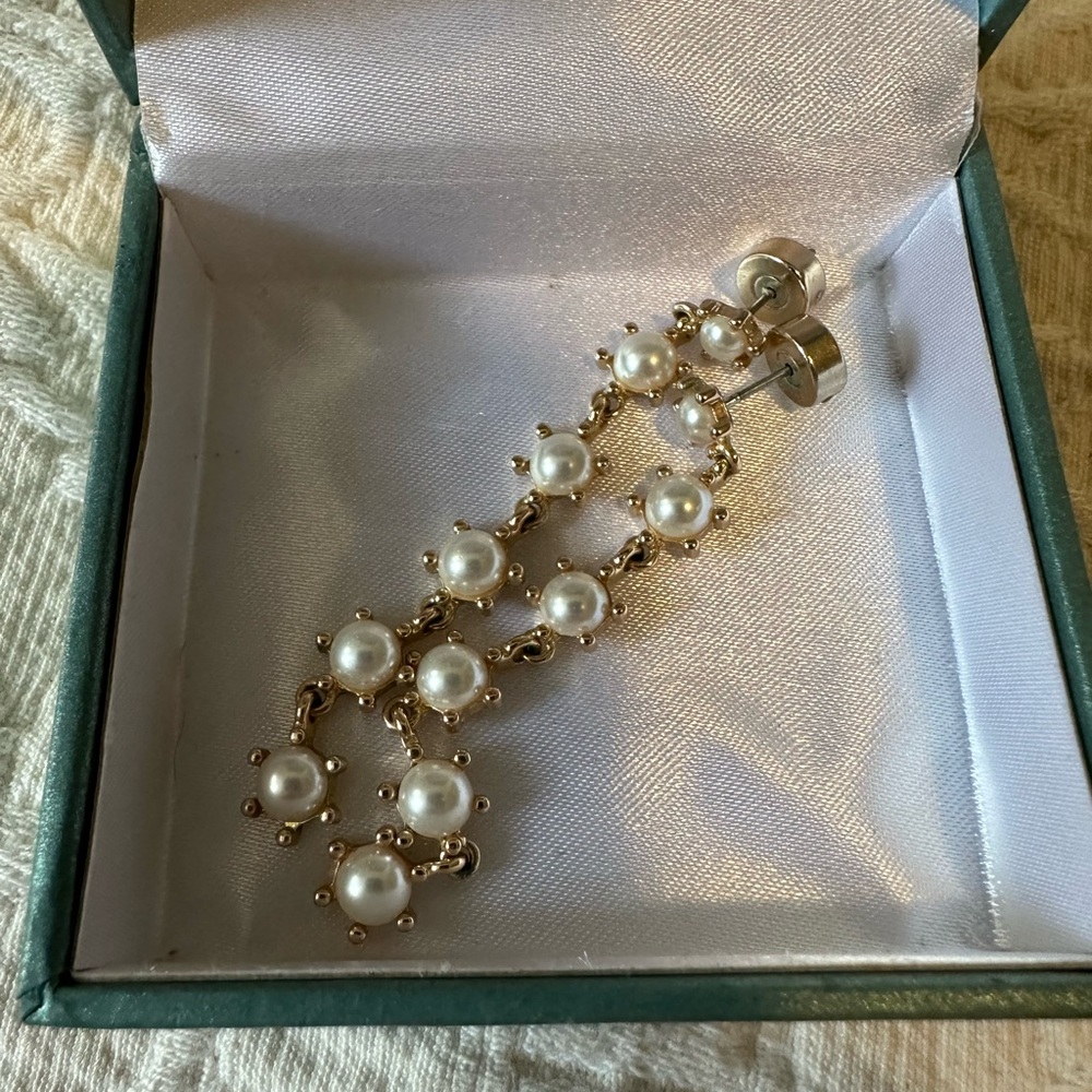 Banana Republic Gold and Pearl Earrings